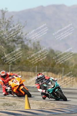 media/Dec-01-2025-Moto Forza (Mon) [[2daa91e15f]]/1-Advanced Group/Session 3 (Turn 3)/